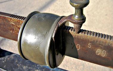 Кто придумал весы?